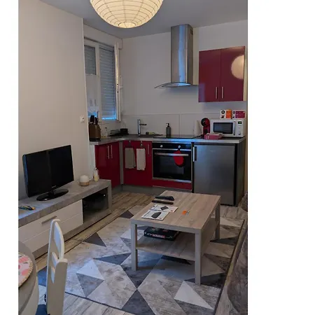 Apartment Centre